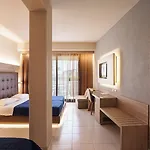 President Park 4* Aci Trezza