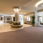 President Park 4* Aci Trezza
