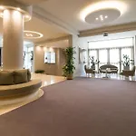 Hotel President Park 4*