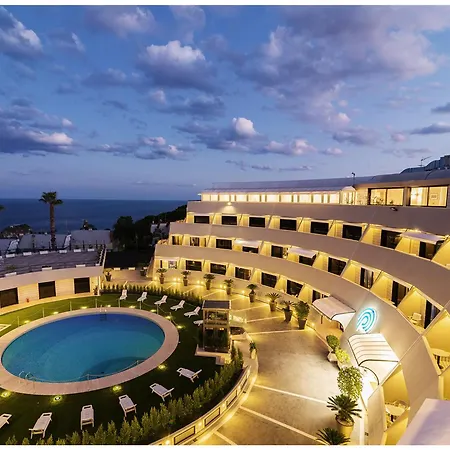 President Park Hotel 4*