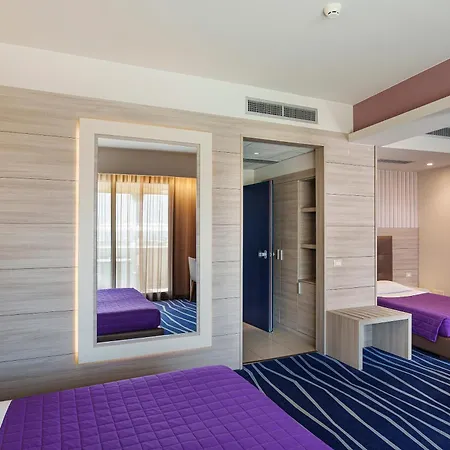 プレジデント パーク ホテル アーチトレッツァ