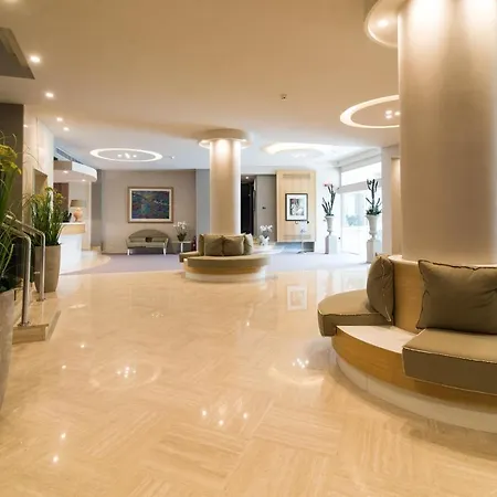Hotel President Park 4*