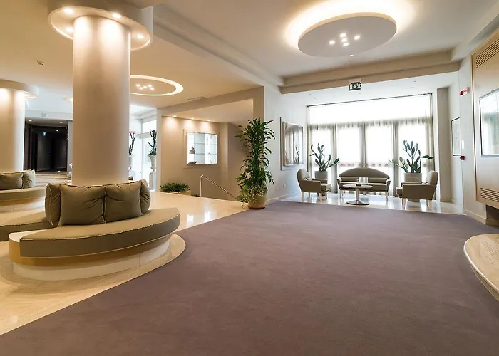 Hotell President Park 4*